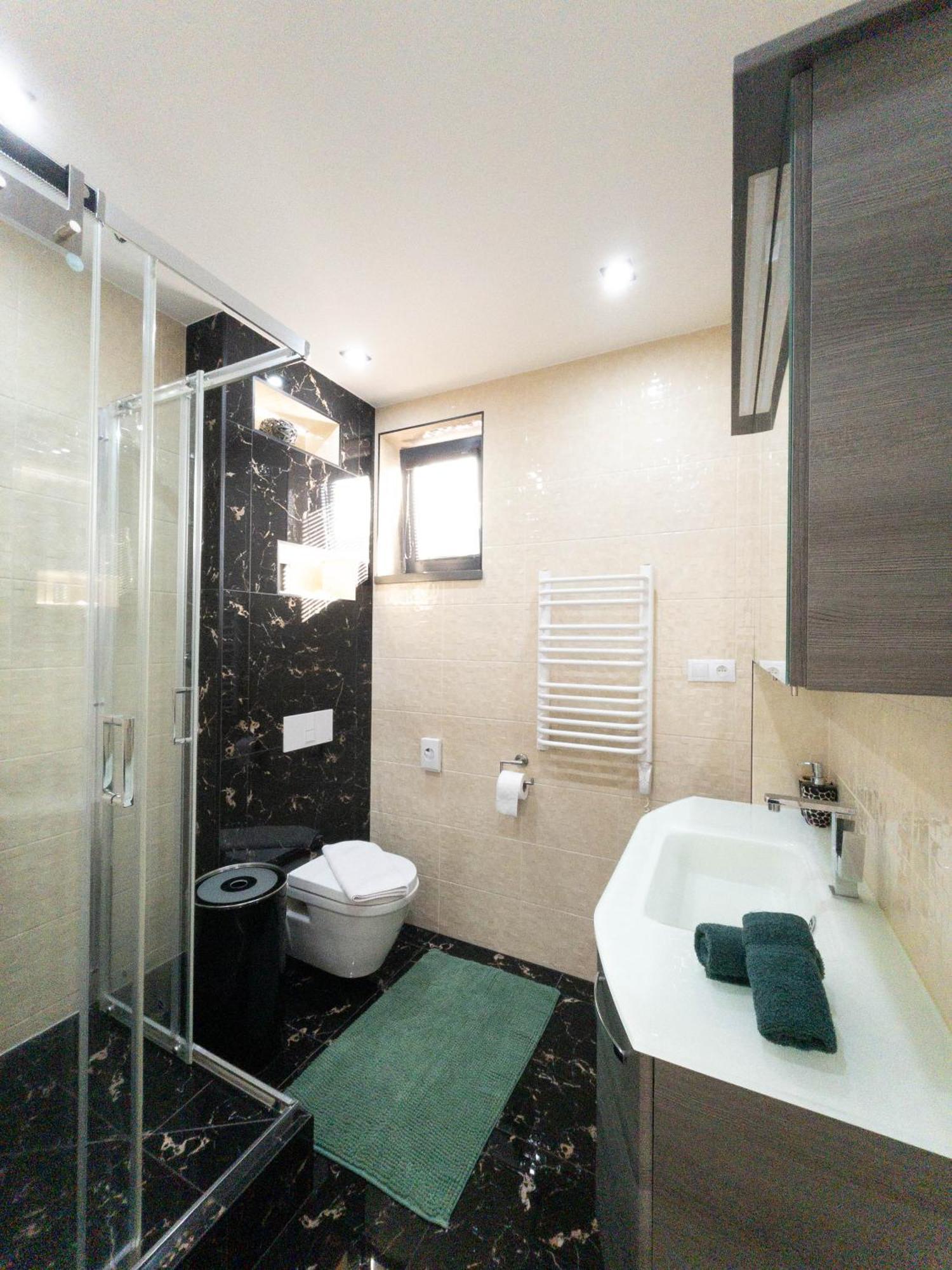 Apartman Navrchu Brezno Eksteriør billede